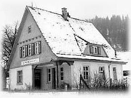 Bahnhofgebäude Reichenbach a.H. 